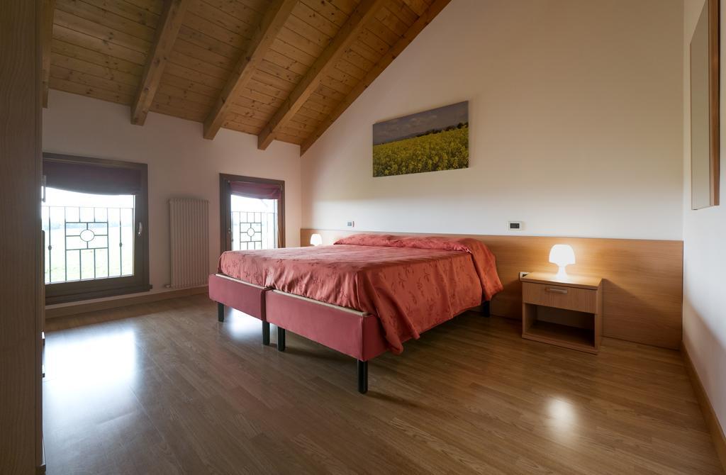 Agriturismo Residence Caporale Remanzacco Екстериор снимка